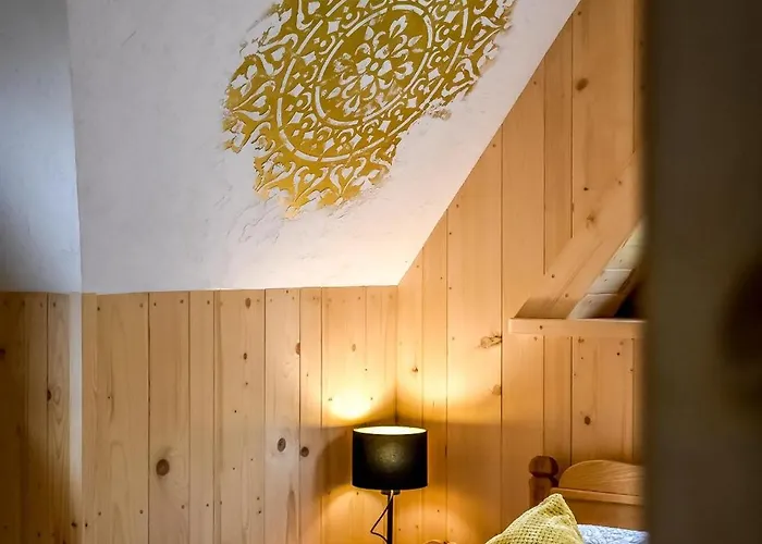 Jatka No 1 샬레 자코파네